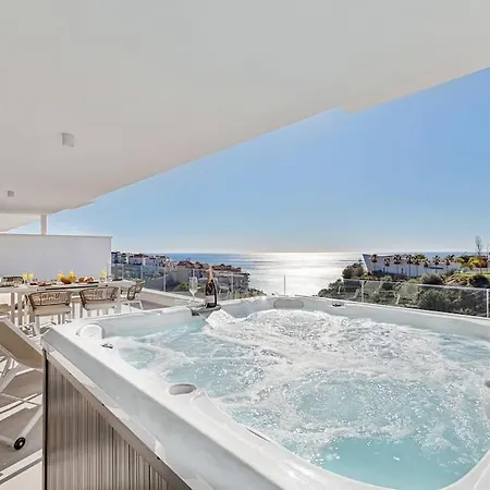Apartment Stunning Luxurious Apartment. Malaga