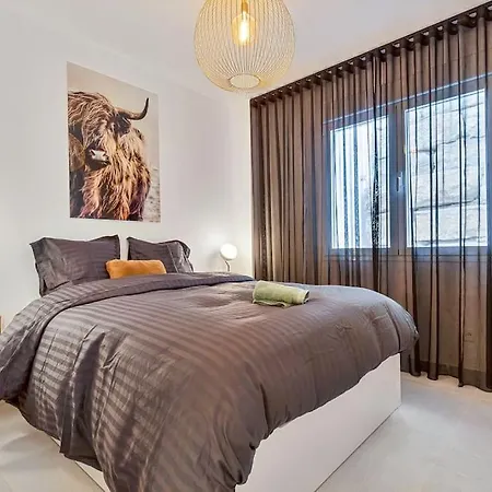 Stunning Luxurious Apartment. * Malaga